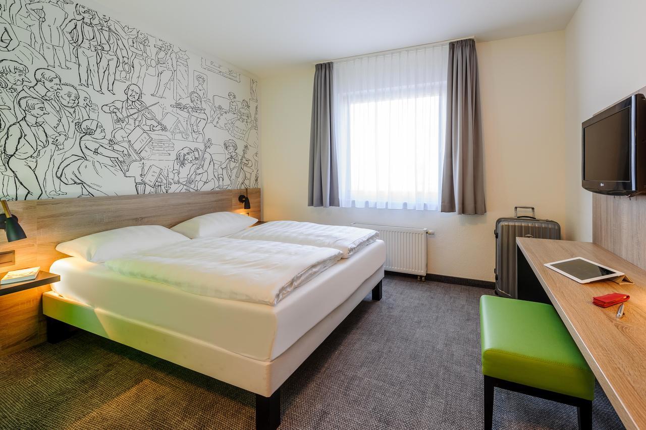 Отель Ibis Styles Halle Галль Экстерьер фото