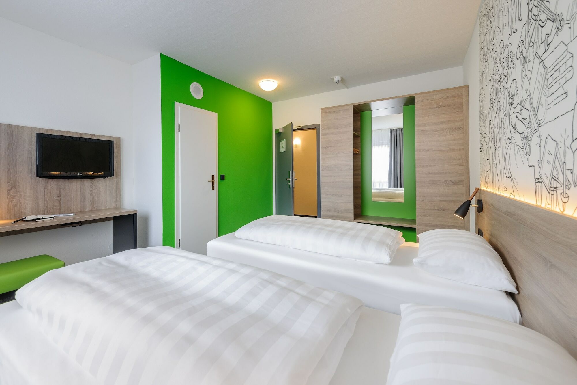 Отель Ibis Styles Halle Галль Экстерьер фото